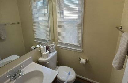 Townhouse with High Speed WiFi & Free Parking - Foto 22