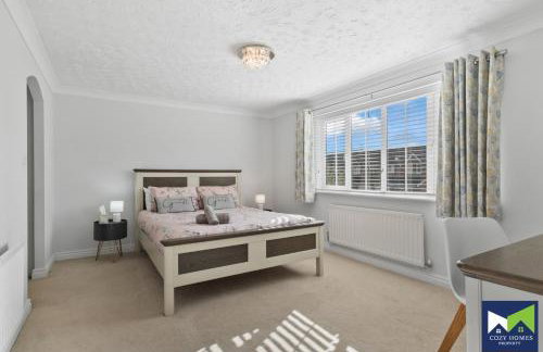 SPACIOUS, Quiet, 5 Bed 2 Bath House with Free Parking, near NEC, Airport & Solihull - Foto 19