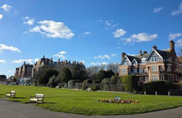 Spacious - Free Parking - Sleeps 6 - M20-FolkestoneCentralStation - Foto 40