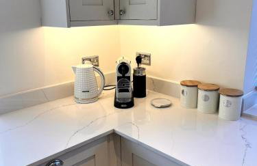 The Kent Cottage - luxury house with hot tub - Foto 54