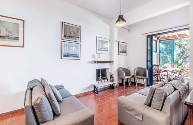 Villa Barbati Beachfront - Photo 31