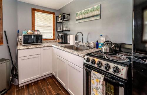 Serene Loft Cabin with Outdoor Grill and Fire Pit in Creal Springs, Illinois - Foto 27