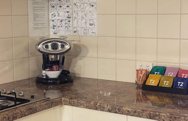 CocknBull Boutique Hotel - Photo 25