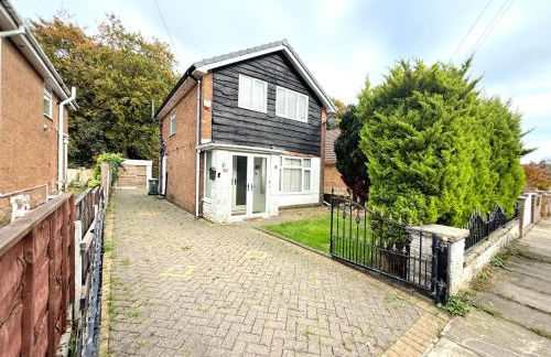 Serene 3-Bedroom Family Rochdale Home with Garden - Foto 33