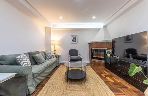 Charming 4 Double Bed Steps from the Old Town - Foto 2