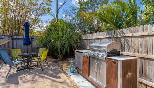 Beach House/KING BD/Hot Tub/Pool/Fire Pit/Gym/Golf - Foto 4