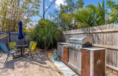 Beach House/KING BD/Hot Tub/Pool/Fire Pit/Gym/Golf - Foto 4