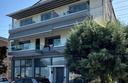 On the Edge - Suites & Apartments - Photo 25