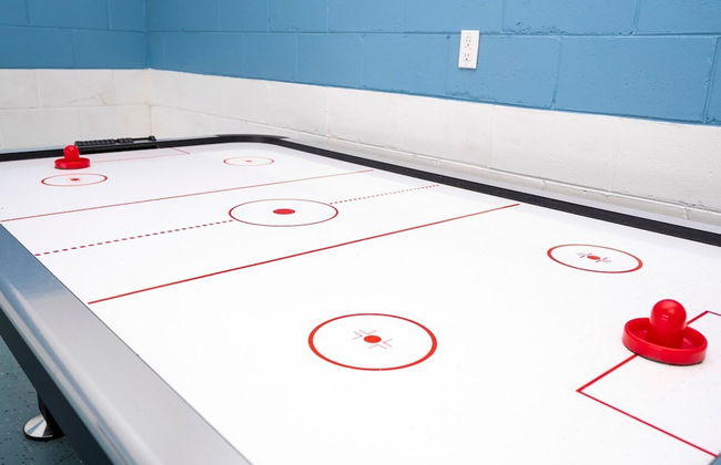 Stunning 5 Bd Home w Pool Close to Disney 7420 - Foto 65