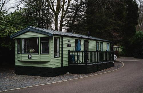 Beautiful 3bed Caravan on Windermere - on White Cross Bay Holiday Park - Photo 10