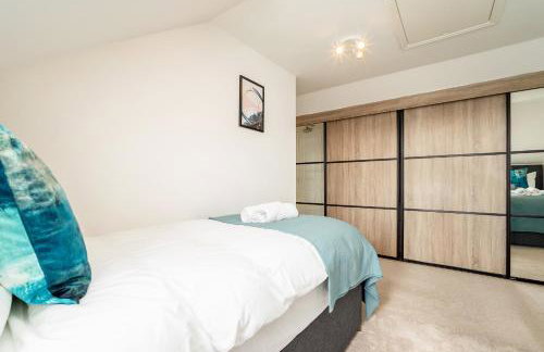 Modern 3-Bed Family Home Near Glasgow Airport - Foto 10