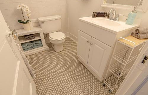 Entire home in Greensboro 1 Mile From Downtown and Amazing Restaurants - Foto 20