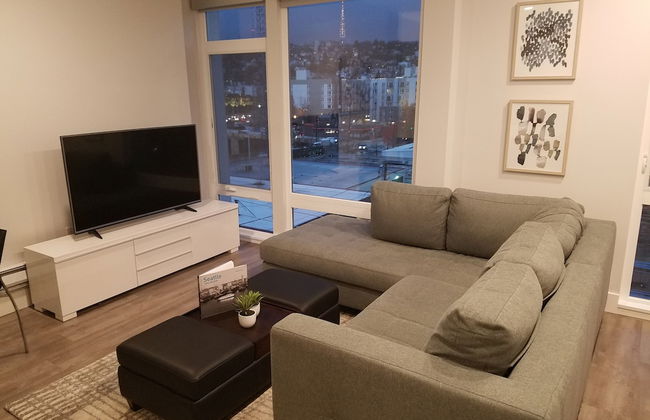 Domicile Suites at Mark on 8th - Photo 59