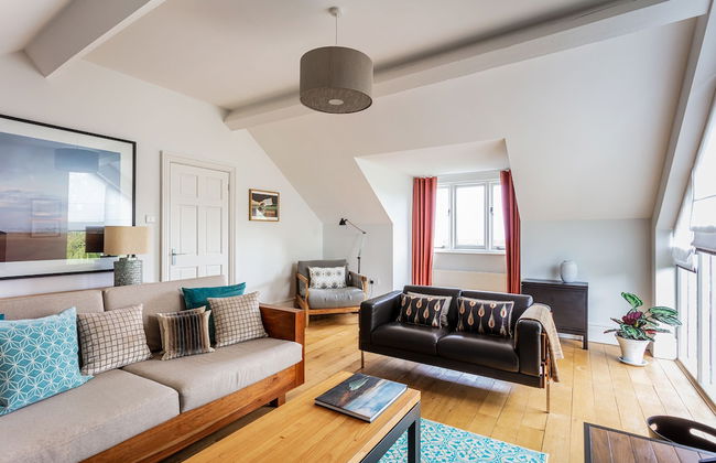 Ship Bungalow - Photo 16