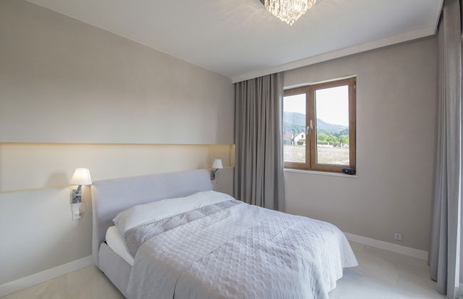 Spacious Villa in Cisownica With Terrace - Photo 2