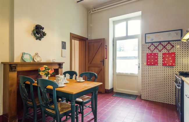 Mansion in Beauplateau Near Forest - Photo 26