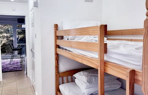 Beach Court Ground Floor - Cosy Apartment with Sea Views - Photo 11