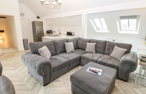 The Penthouse - Foto 1