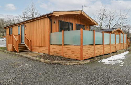 Dovestone Luxury Lodges sleeps 4 - pets welcome - Foto 2