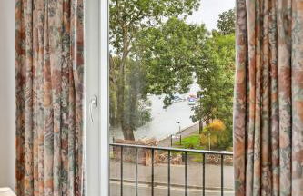 Finest Retreats - Riverside View - Photo 6