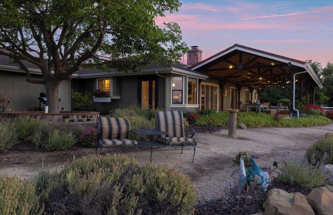 Olive Ranch by Avantstay Enjoy Sunsets Over the Valley 4.5 Acre Ranch Home - Foto 2