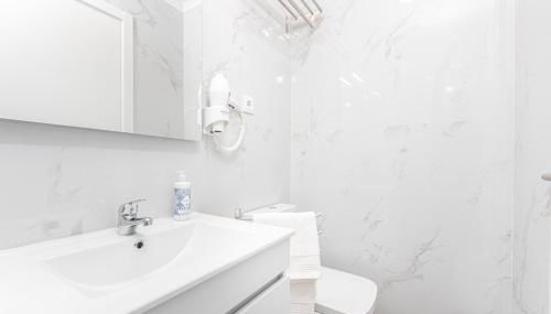 Príncipe Apartamentos e Suites - Foto 2