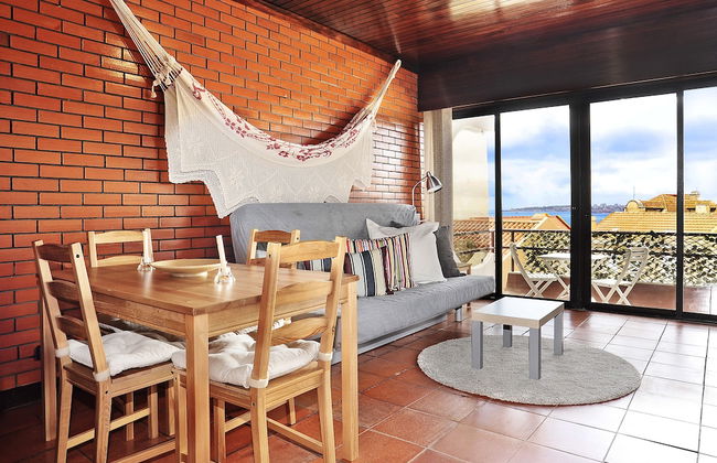 Sunset Balcony Apartment - Photo 4