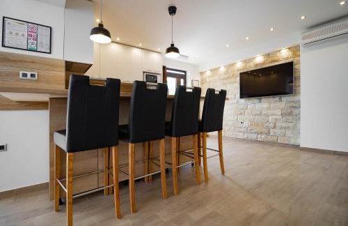 Apartments Marinici Rijeka - with Private Parking - Foto 22