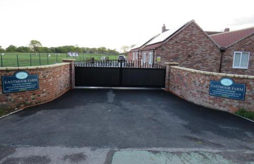 The Stables At Eastmoor Farm Large Luxury 2 Bed Cottage with Big Family Bedroom Dog Friendly Secure Gardens and Free Parking Free WiFi - Foto 43