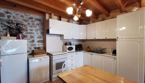 Charmant gîte historique avec pêche privée et forêt, près de Brioude et Blesle - FR-1-582-352 - Foto 3