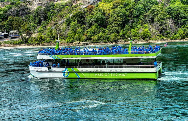 Niagara Falls Tour & Maid of the Mist Boat Trip - Photo 2