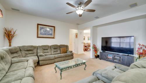 22 Mi to Disney Kissimmee Home with Pool and Hot Tub - Foto 2