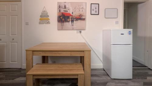 Halifax Hideaway - Free Parking - Photo 3