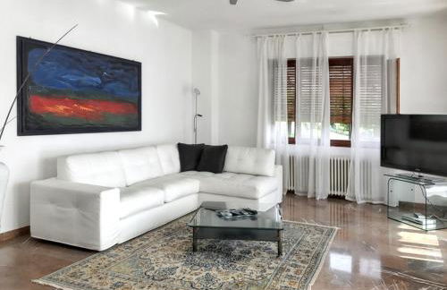 Luxury Villa in Ranco with Pool - Foto 6