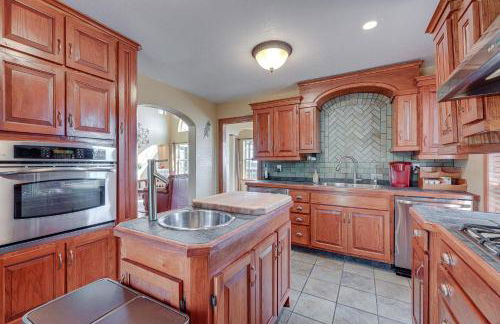 Family-Friendly Fischer Home with Private Hot Tub! - Foto 10