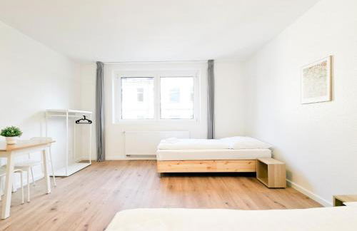 Tolstov Apartments - Monteurwohnungen mit 3 Zimmern , Balkon und Parkplatz - Photo 17