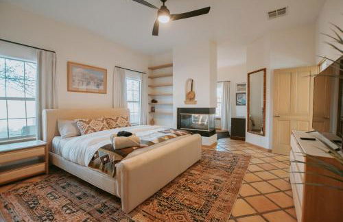 Buffalo Escape-Private Hot Tub in serene Corrales-Mountain View-Pet Friendly-No Pet Fee! - Foto 43