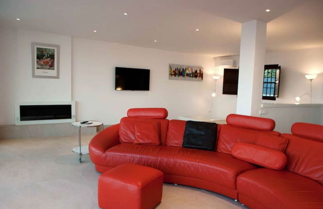 Luxury villa with heated pool - Foto 22