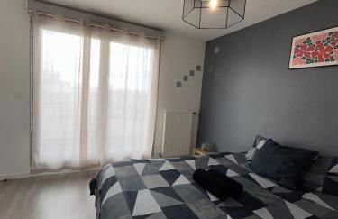 Cozy T2 au pied de la gare - Foto 2