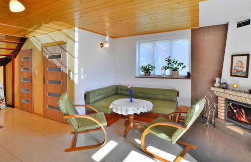 Lakeside holiday home, private garden - Photo 5