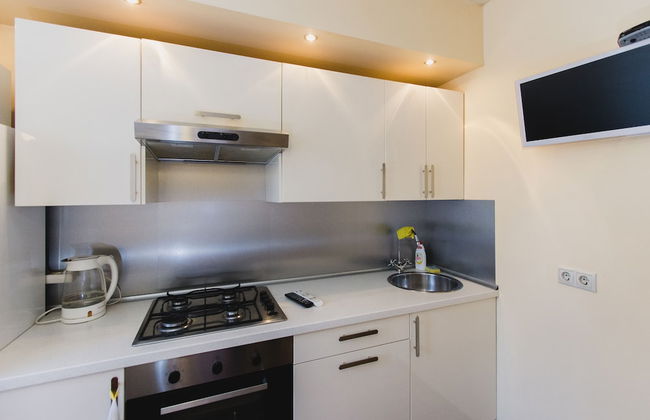 2 Bedroom Apartment Pathos in Khamovniki - Photo 18