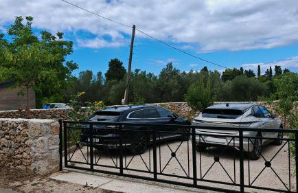 Sundial Stone House - Photo 27