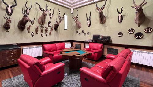 Luxury Villa con piscina y tenis privados PLUS - Foto 4, Game Room