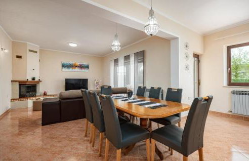 5 Bedroom Nice Home In Karojba - Foto 27