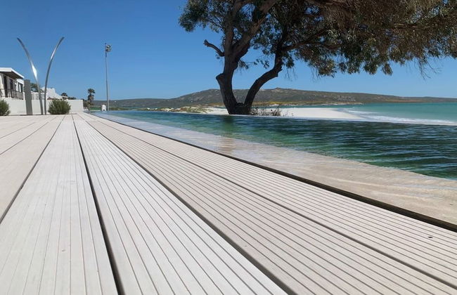 Beach Tower House Luxury Beachfront Villa - Photo 35