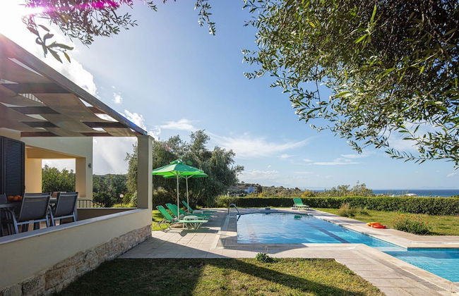 Villa Eleni in Pigianos Kampos - Photo 10