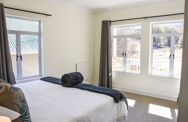 Saints Rest - Photo 4