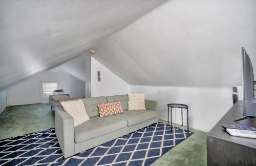 Cozy Cottage In The Heart Of Hyde Park 1 Bedroom Home by RedAwning - Photo 29