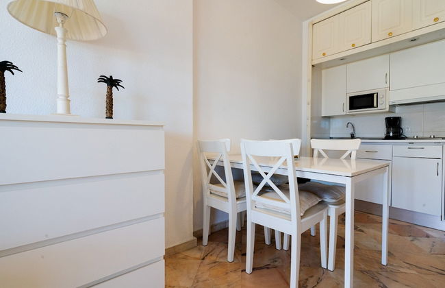 Studio in Marbella Near Romana Playa Beach - Photo 4