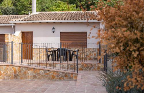 Apartamentos 7 Puentes Sierra Cazorla Las 5 casas iguales - Foto 3